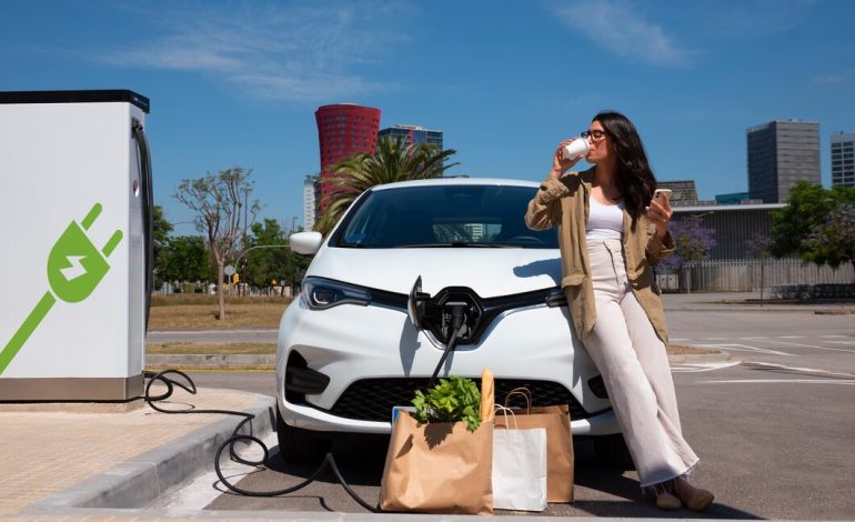 Rent a Hybrid or Electric Car in Dubai: Benefits & Tips