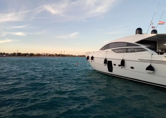 yacht rental Dubai prices